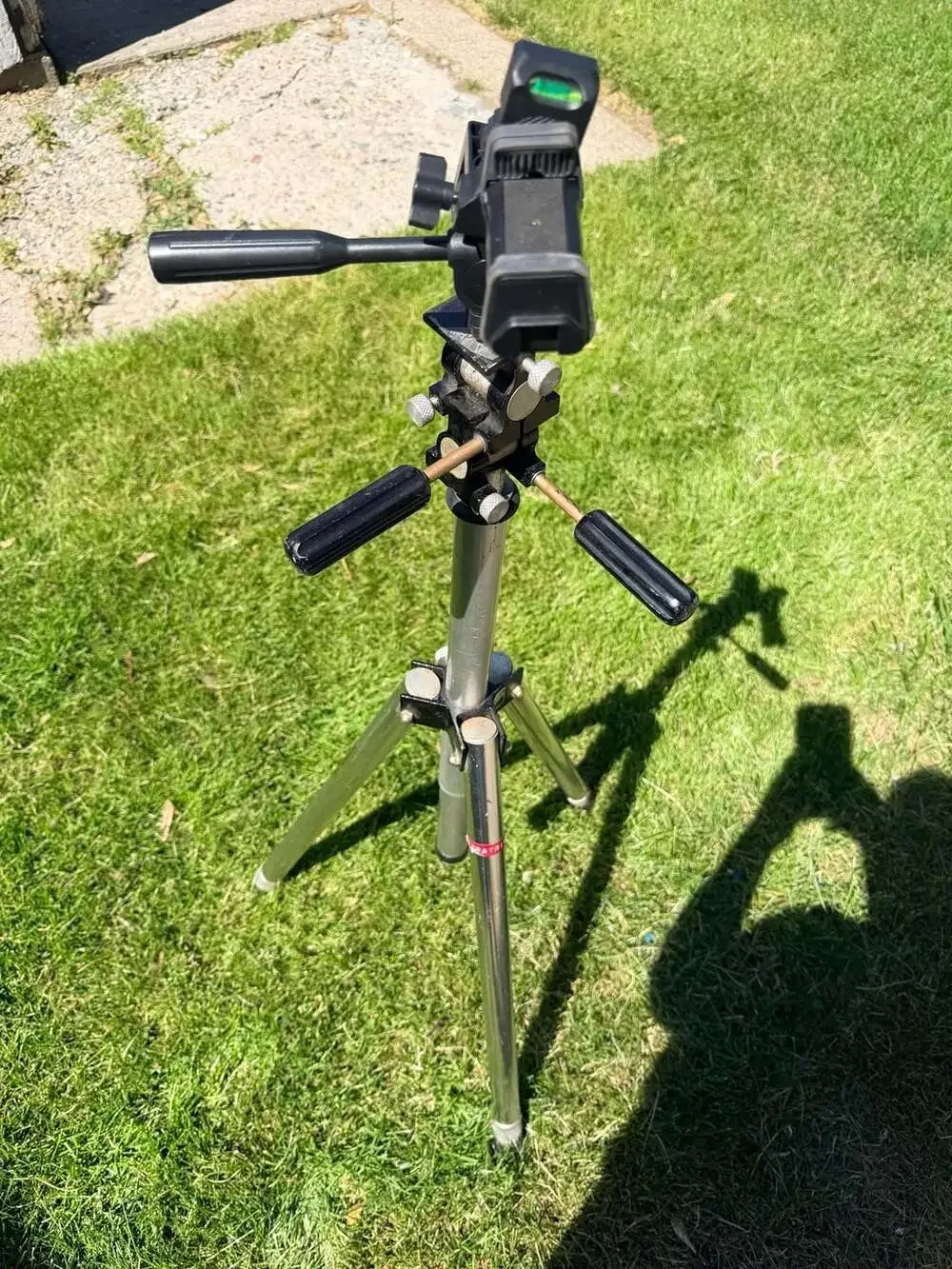 Vintage Davis & Sanford Redi-Tilt Tripod with Modern Phone Mount